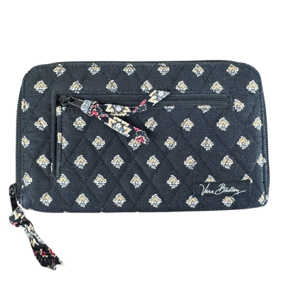 Vera Bradley Zip Around Wallet /Wristlet and coin purse - Picture 2 of 7